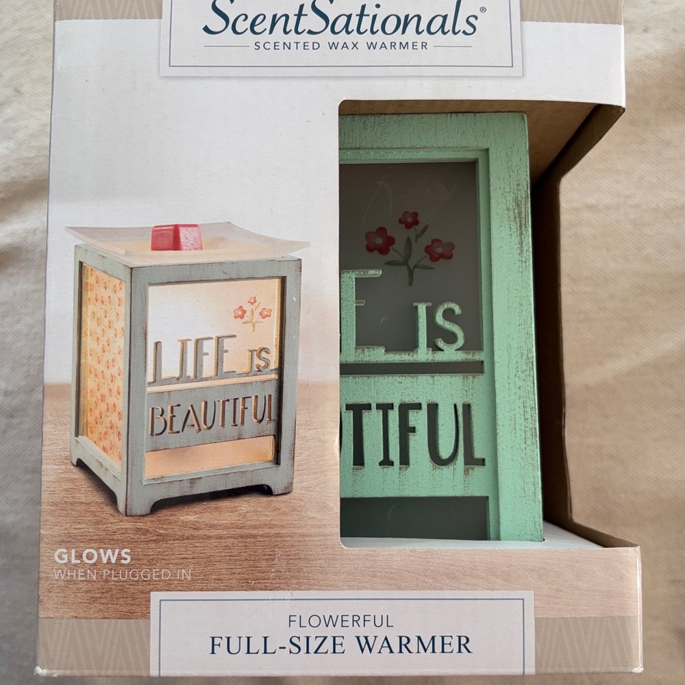 Scentsationals Flowerful Full-Size Warmer - Mint Green NWOT